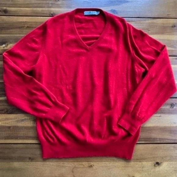Alan Paine England 100% Cashmere V-Neck Sweater, Red, Size M /42 UK